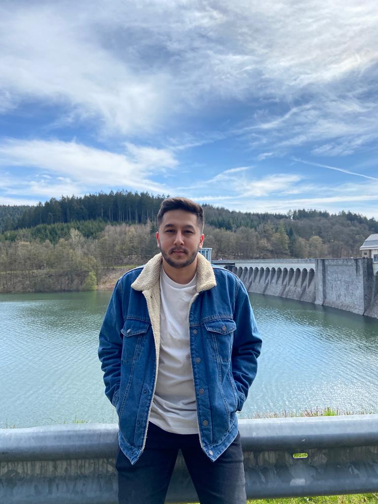 alt="Kunde Recep– Erfahrungsbericht zur Ernährungsberatung bei Yvonne Uysal"